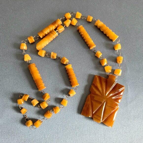 carved stone necklace Jewelry - Vintage Agate carved Aztec Mask necklace. Retro jewelry.